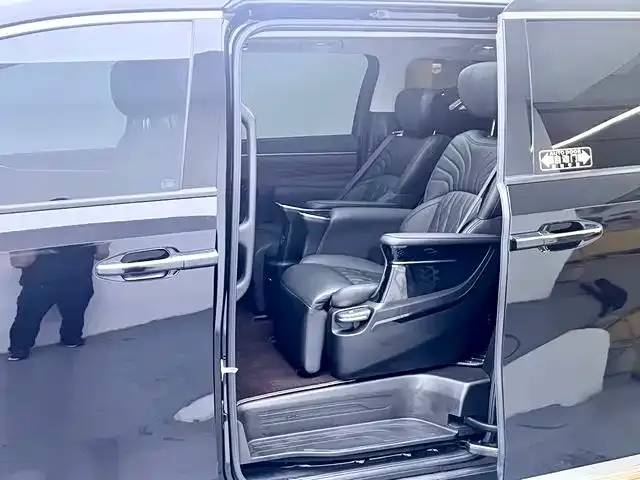 GAC Trumpchi M8 — Фото автомобиля 13