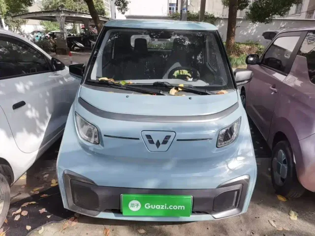 Wuling NanoEV — Фото автомобиля 2