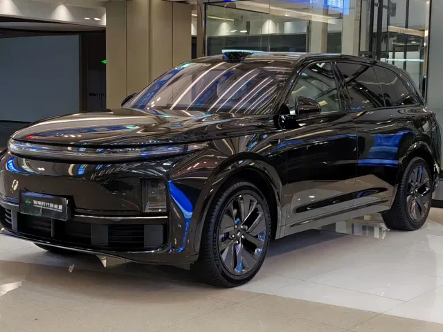 Фотография автомобиля — Li Auto L7