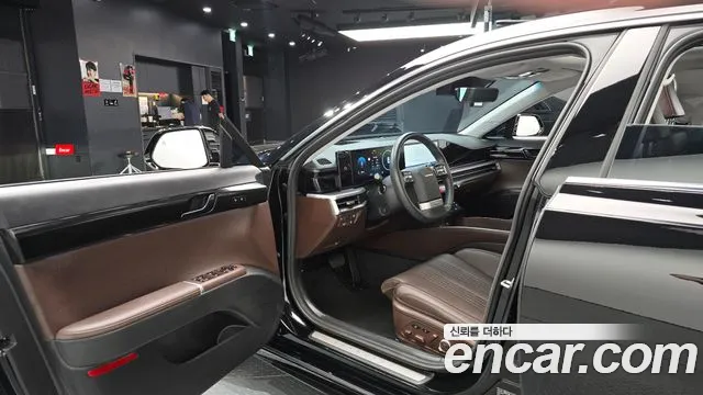 Hyundai Grandeur Grandeur (GN7) 2.5 Бензин 2WD — Фото автомобиля 10