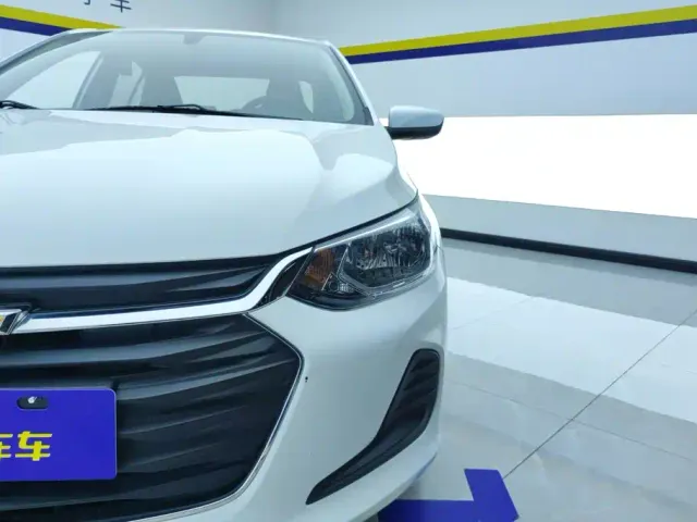 Chevrolet Cavalier — Фото автомобиля 5