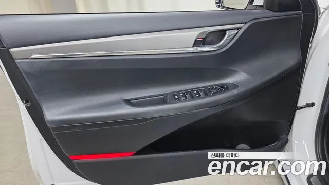Hyundai Grandeur (New) Hybrid — Фото автомобиля 13