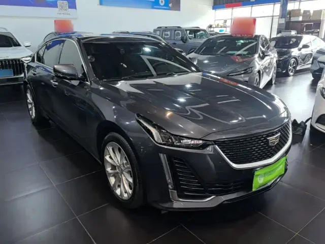 Cadillac CT5 — Фото автомобиля 3
