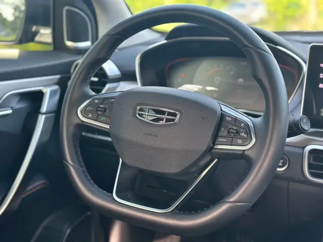 Geely Binyue — Фото автомобиля 22