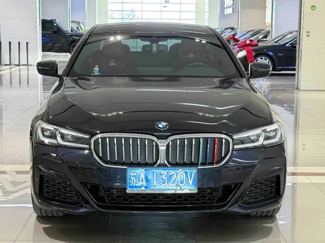 BMW 5 Series — Фото автомобиля 2