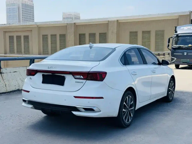 Kia K3 — Фото автомобиля 14
