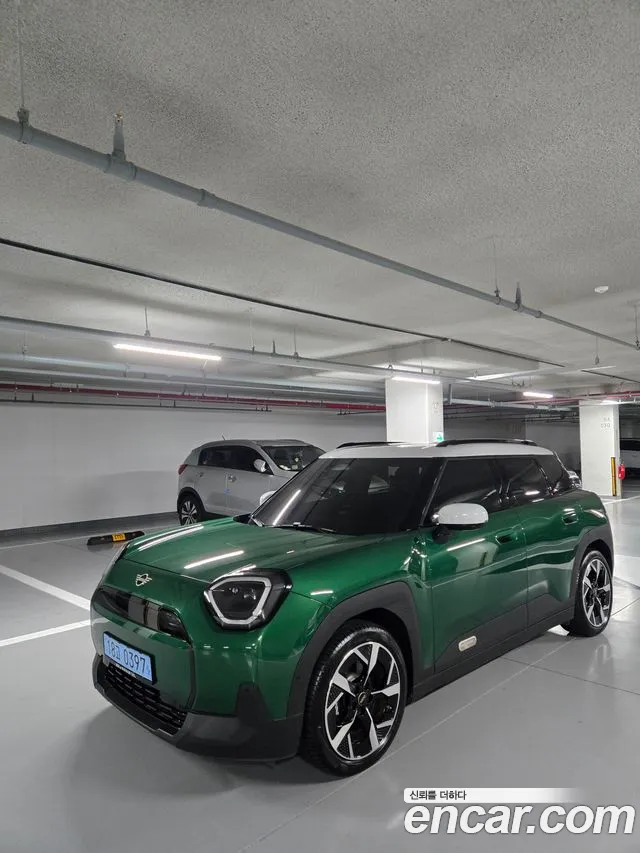 MINI Aceman 1st Gen — Фото автомобиля 2