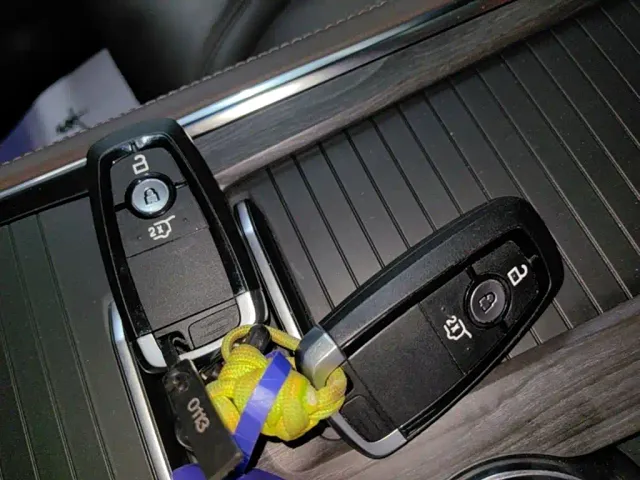 Ford Explorer 2024 2.3T EcoBoost AWD Titanium Edition 6-Seater — Фото автомобиля 8