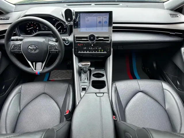 Toyota Avalon — Фото автомобиля 23