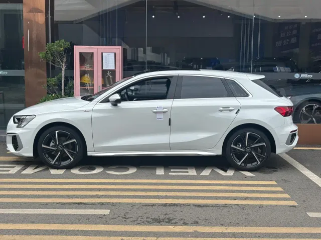 Audi A3 — Фото автомобиля 3