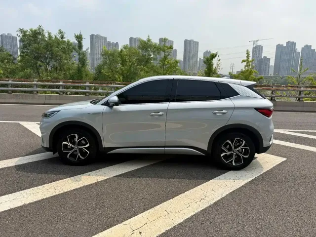 BYD Yuan PLUS — Фото автомобиля 11