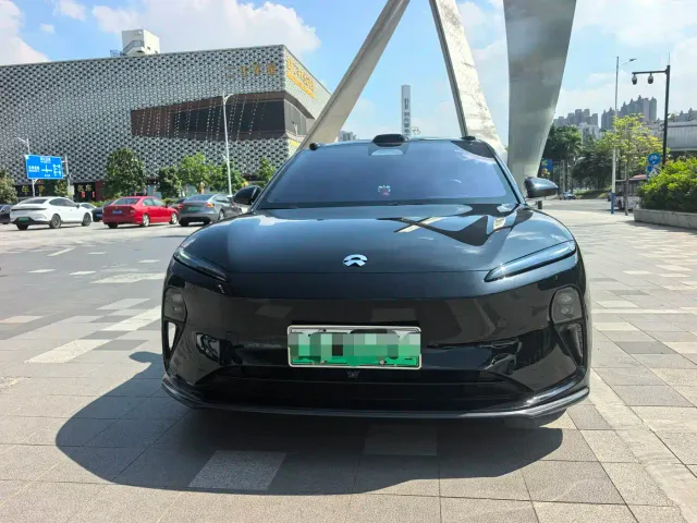 Nio ET5 Touring — Фото автомобиля 4