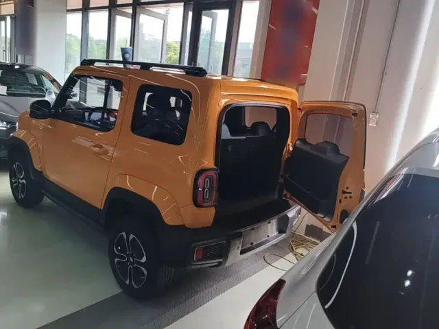 Baojun Yep — Фото автомобиля 14