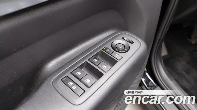 Hyundai Santa Fe MX5 — Фото автомобиля 28