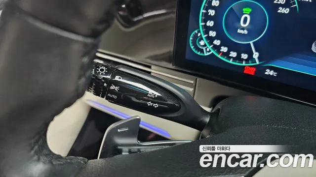 Hyundai Grandeur (New) Hybrid — Фото автомобиля 30
