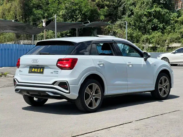 Audi Q2L — Фото автомобиля 17