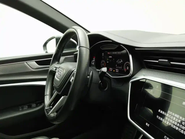 Audi A6L — Фото автомобиля 22
