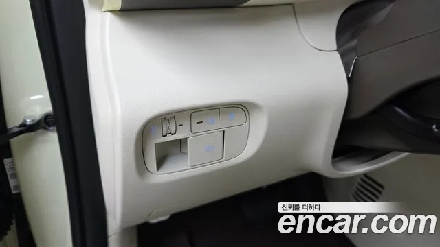 Hyundai Casper Electric — Фото автомобиля 24