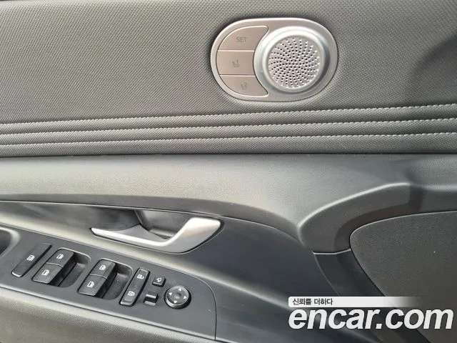 Hyundai AVANTE Avante (CN7) — Фото автомобиля 15