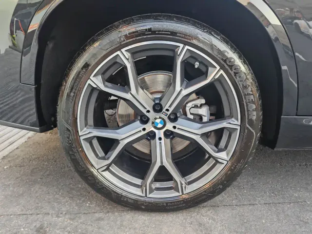 BMW X5 — Фото автомобиля 25