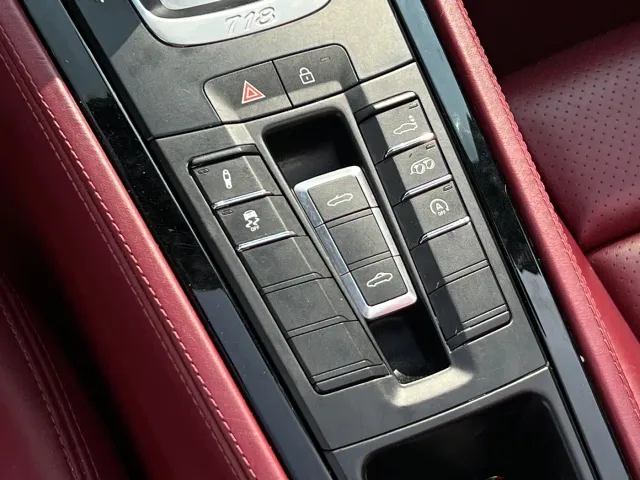Porsche 718 — Фото автомобиля 17
