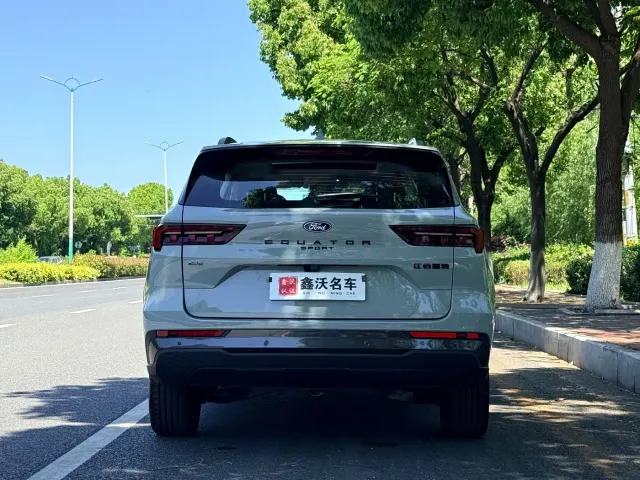 Ford Lingrui — Фото автомобиля 5
