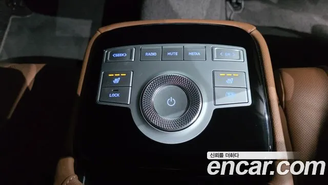 Genesis G80 Бензин 2.5 турбо 2WD — Фото автомобиля 27