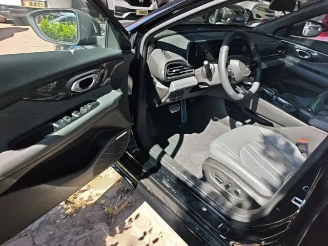 GAC Trumpchi Emkoo — Фото автомобиля 15