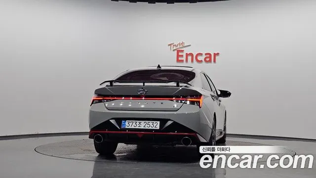 Hyundai AVANTE — Фото автомобиля 4