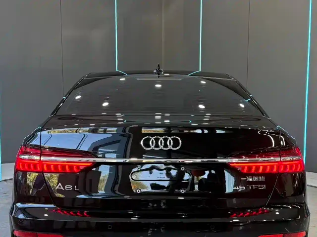 Audi A6L — Фото автомобиля 7