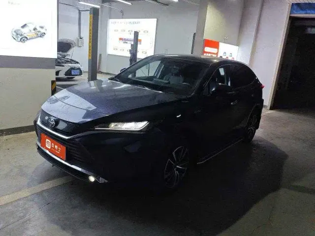 Фотография автомобиля — Toyota Harrier