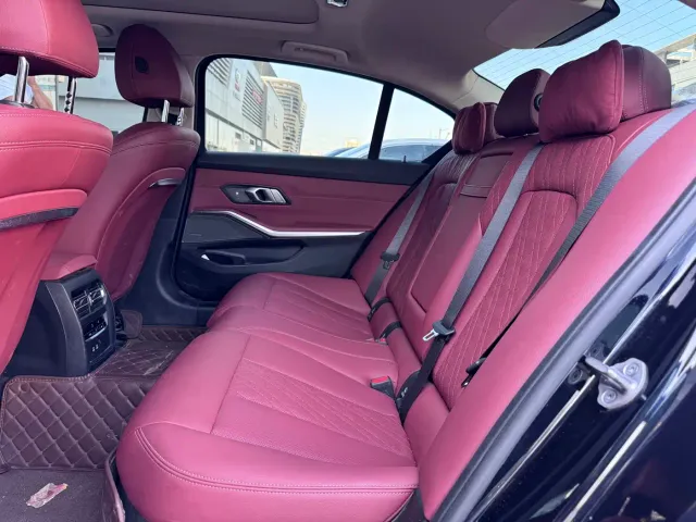 BMW 3 Series — Фото автомобиля 7
