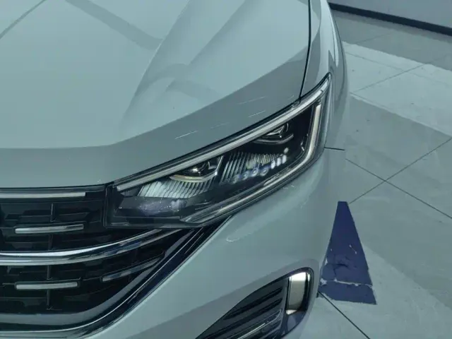 Volkswagen Tayron GTE Plug-in Hybrid — Фото автомобиля 5