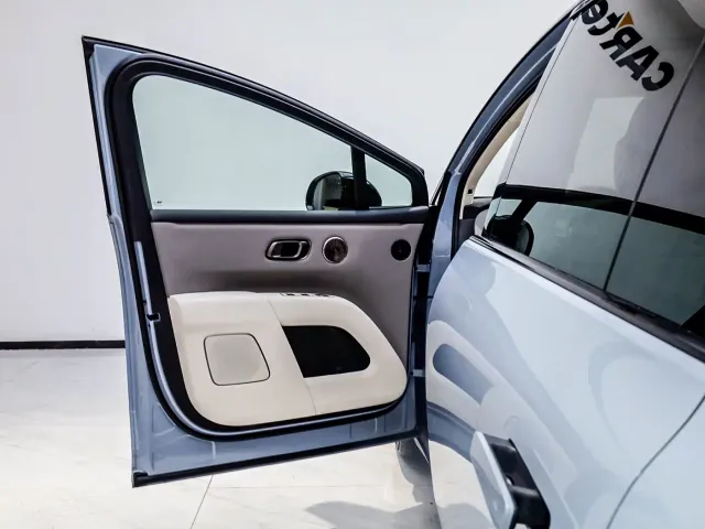 Li Auto Li i8 2025 Standard Edition — Фото автомобиля 18