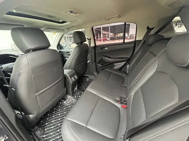 Hyundai ix35 — Фото автомобиля 10