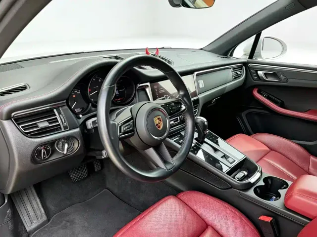 Porsche Macan — Фото автомобиля 4