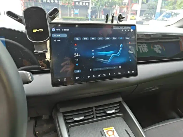 BYD Seal 06 — Фото автомобиля 12