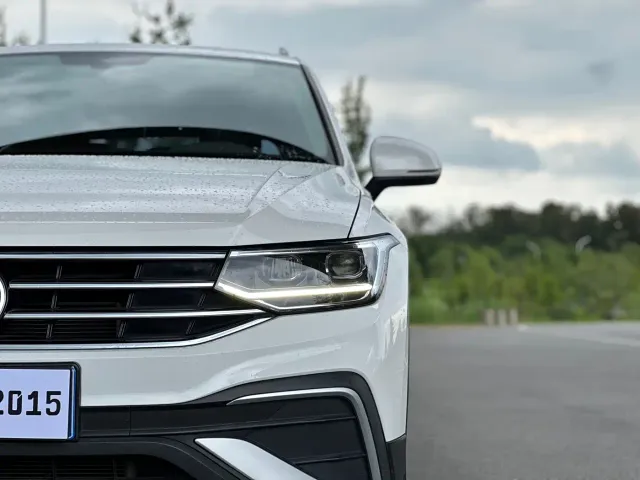 Volkswagen Tiguan L — Фото автомобиля 20