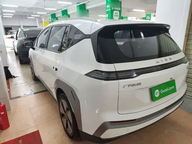 GAC Aion Y — Фото автомобиля 4