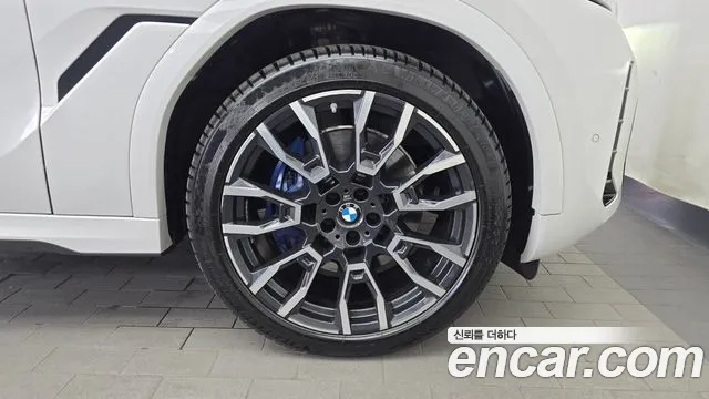 BMW X6 xDrive40i M Sport — Фото автомобиля 20