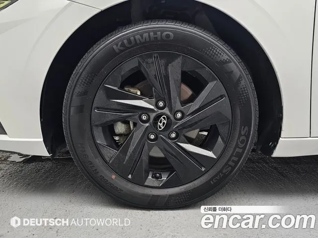 Hyundai Avante CN7 — Фото автомобиля 19