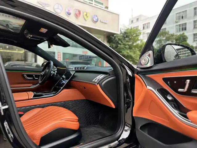 Mercedes-Benz S-Class — Фото автомобиля 9