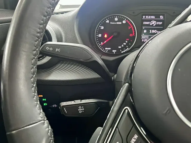 Audi Q2L — Фото автомобиля 22