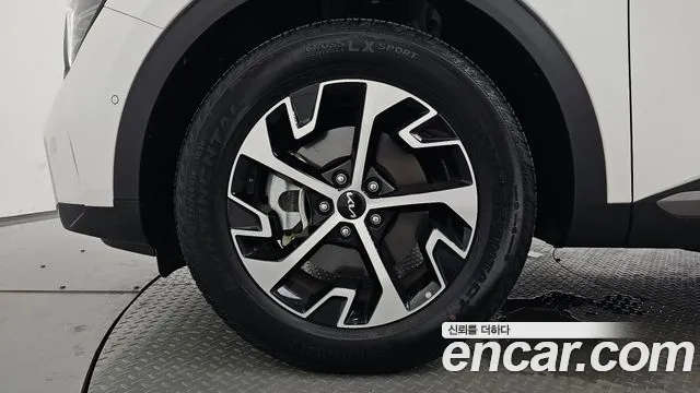 Kia Sportage — Фото автомобиля 5