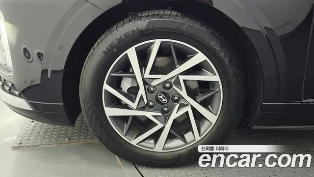 Hyundai Grandeur Grandeur (GN7) 2.5 Бензин 2WD — Фото автомобиля 5