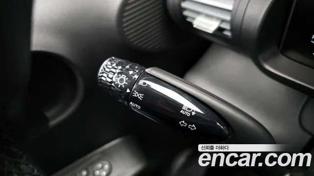 Hyundai Casper Casper Essential Light — Фото автомобиля 18