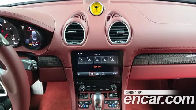 Porsche 718 — Фото автомобиля 18