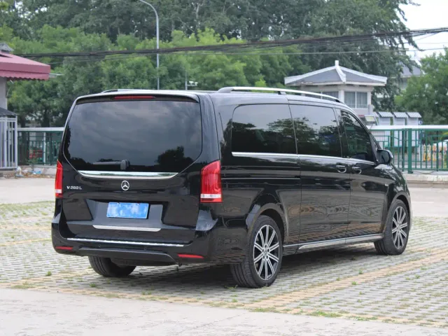 Mercedes-Benz V-Class — Фото автомобиля 5