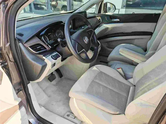 Buick GL8 — Фото автомобиля 6