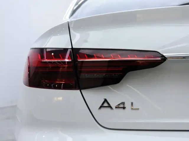 Audi A4L — Фото автомобиля 15